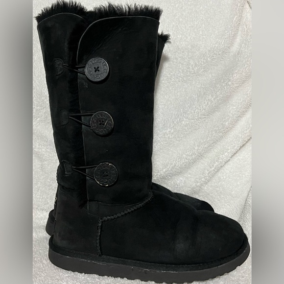 Ugg boots - Picture 3 of 9